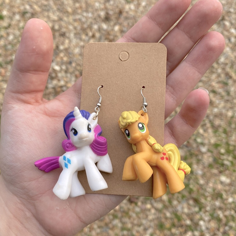 My Little Pony Earrings (Rarity and Applejack) - Picture 1 of 1